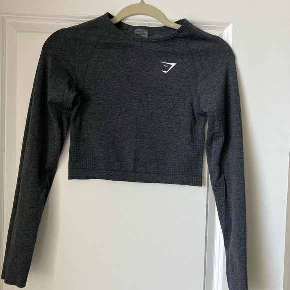 Gymshark crop top - Picture 3 of 9